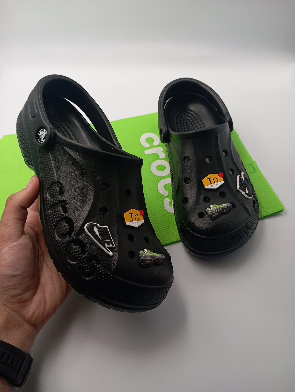 Crocs  🖤🏷️
